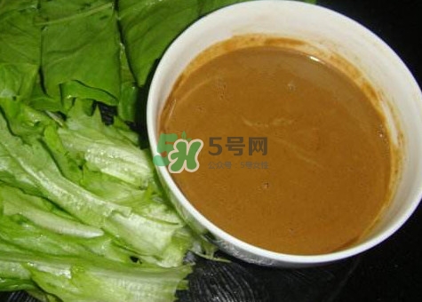 芝麻醬一天吃多少合適？芝麻醬干了怎么稀釋