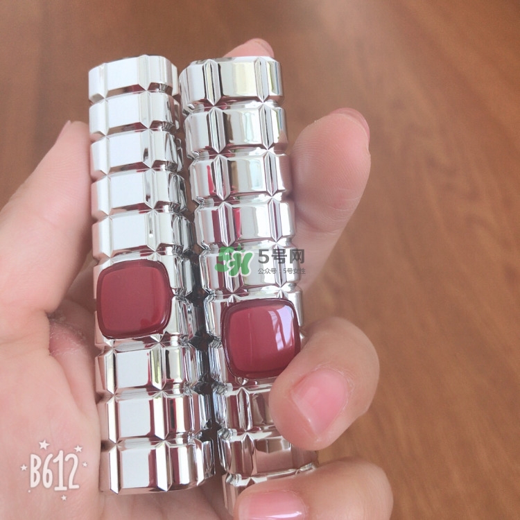 歐萊雅釉光唇膏色號(hào)_歐萊雅釉光唇膏試色圖 歐萊雅釉光唇膏色號(hào)_歐萊雅釉光唇膏試色圖