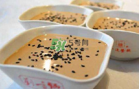 芝麻醬和花生醬哪個好？芝麻醬和花生醬的區(qū)別