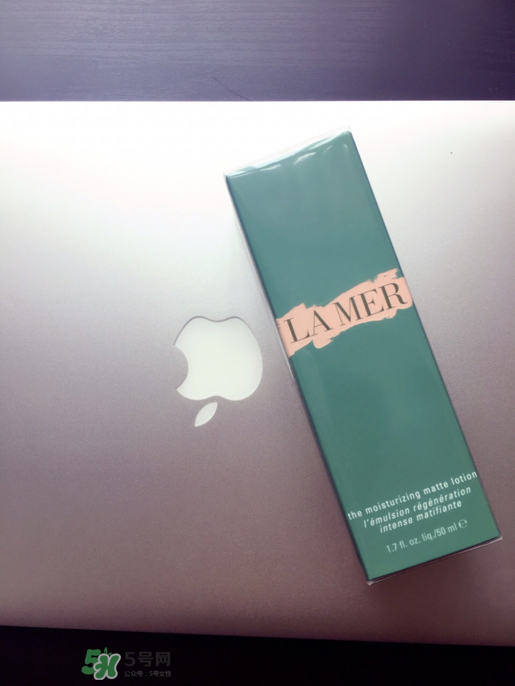 海藍(lán)之謎精華乳液怎么用_海藍(lán)之謎精華乳液使用方法 海藍(lán)之謎精華乳液怎么用_海藍(lán)之謎精華乳液使用方法