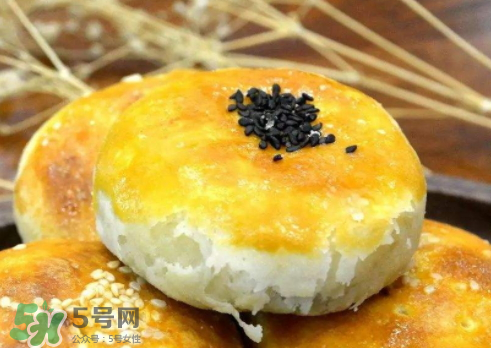 蛋黃酥油皮和油酥的比例 蛋黃酥的比例 蛋黃酥油皮和油酥的比例 蛋黃酥的比例