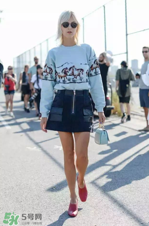 秋天可以穿衛(wèi)衣嗎？秋天衛(wèi)衣穿搭