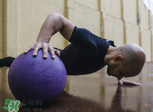 藥球重量怎么選擇？藥球用多重的合適？