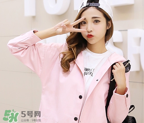 秋天應(yīng)該穿什么衣服_秋天適合穿什么衣服 秋天應(yīng)該穿什么衣服_秋天適合穿什么衣服