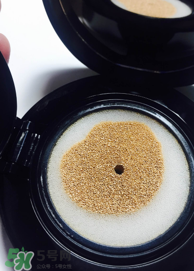 芭比波朗舒盈平衡氣墊粉底露色號 顏色有幾種 芭比波朗舒盈平衡氣墊粉底露色號 顏色有幾種