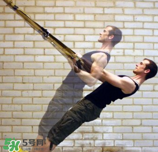 trx劃船是練什么的？trx劃船怎么練？