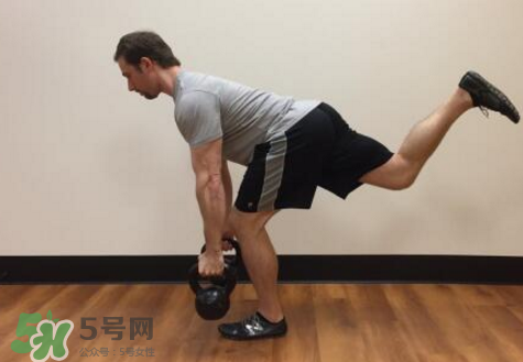 單腳硬拉是練哪里的？單腳硬拉的好處