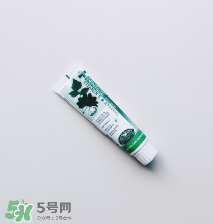 Dentiste牙膏怎么樣？Dentiste牙膏使用感受