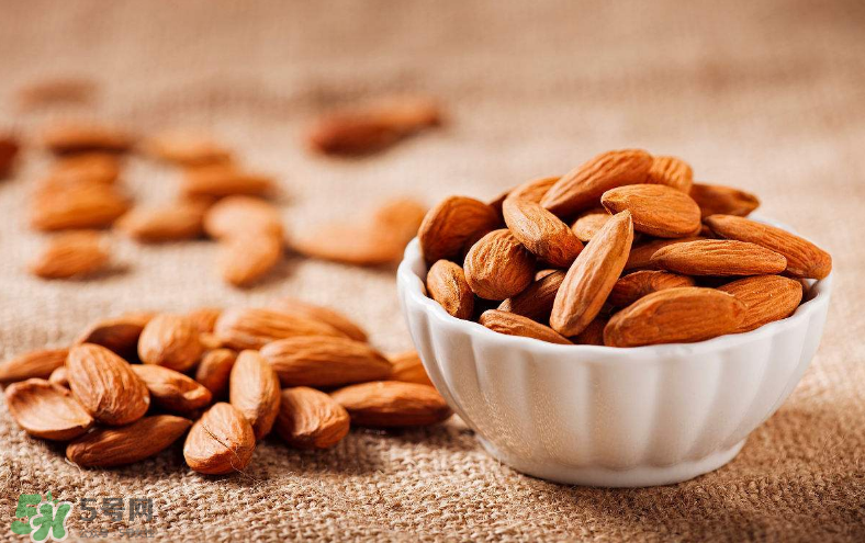 秋天吃什么養(yǎng)生？秋天養(yǎng)生食譜