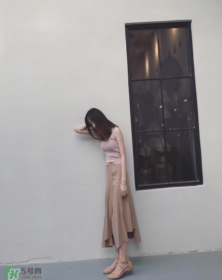 怎么穿衣顯瘦脫了有肉 怎么穿衣顯瘦脫了有肉