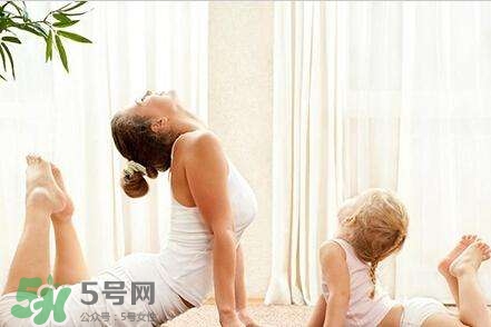 產后做什么運動好？產后做瑜伽好處多