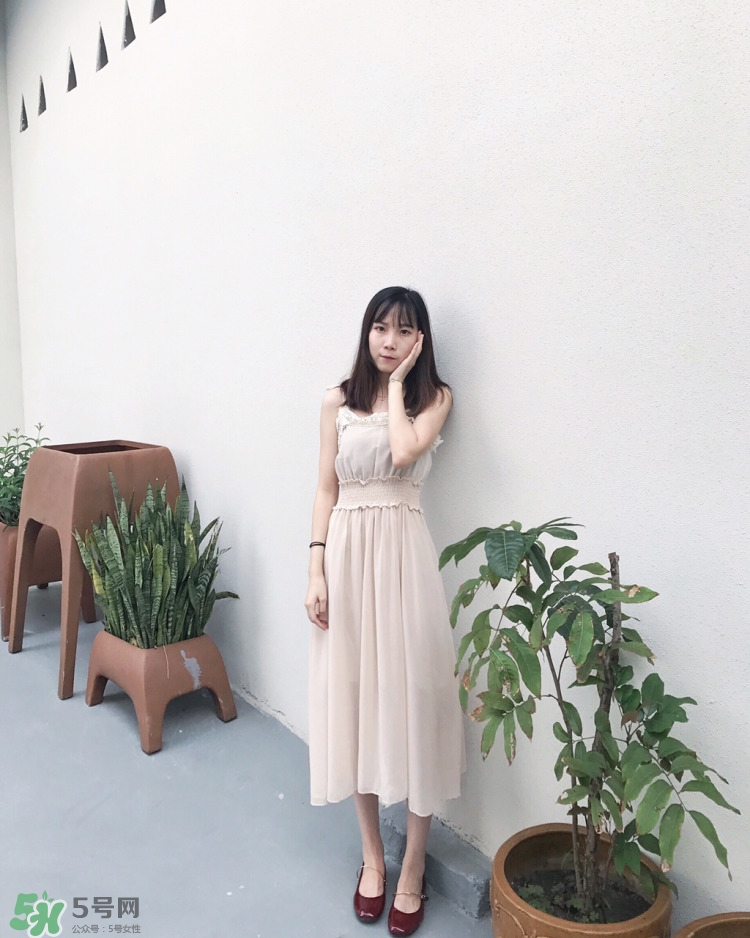 怎么穿衣顯瘦脫了有肉 怎么穿衣顯瘦脫了有肉