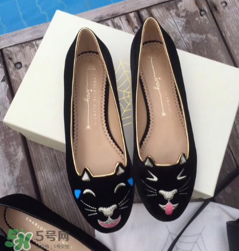 charlotte貓咪鞋碼正嗎？charlotte貓咪鞋偏大嗎？