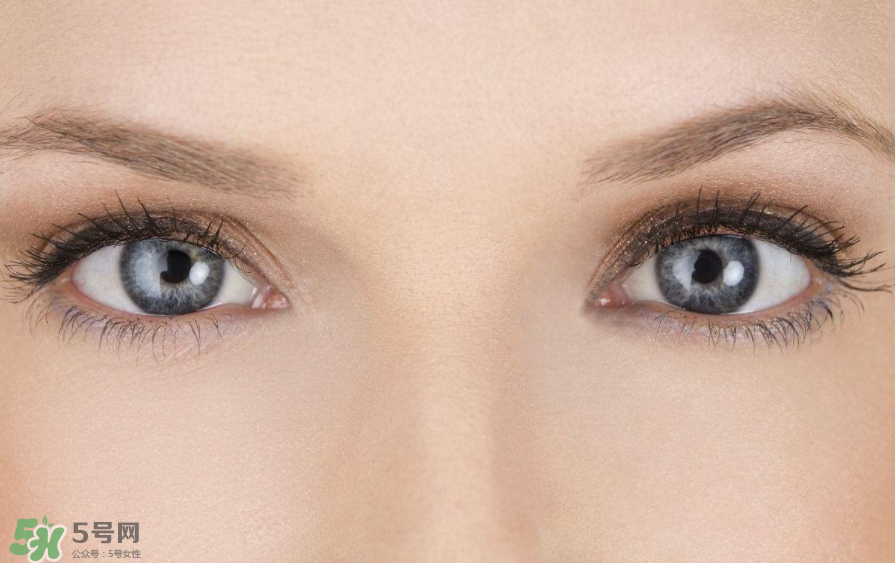 眼線老是暈妝怎么辦？防水眼線大合集