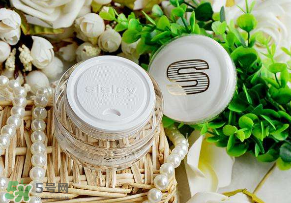 希思黎抗皺修活臻顏面霜怎么樣？希思黎抗皺修活臻顏面霜好用嗎？