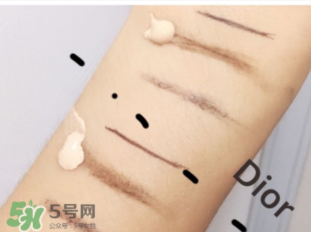 雅詩蘭黛水粉底多少錢_專柜價格 雅詩蘭黛水粉底多少錢_專柜價格