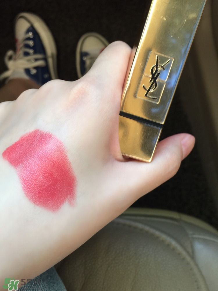 ysl方管52和ysl方管17對(duì)比_試色 ysl方管52和ysl方管17對(duì)比_試色