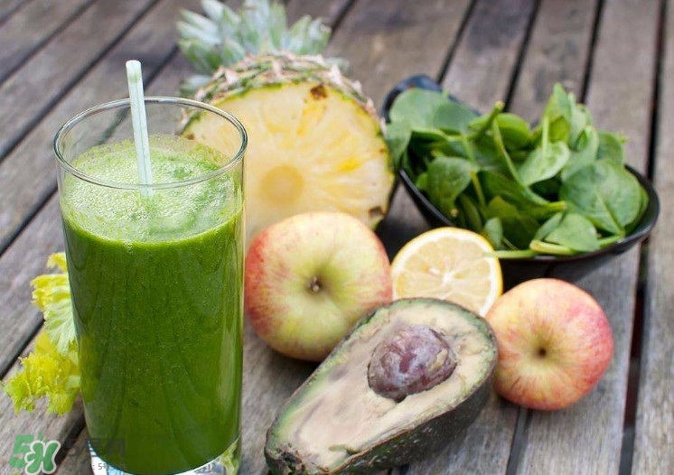 牛油果果汁怎么做？牛油果和什么榨汁好喝？