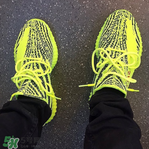 yeezy boost 350 v2 frozen yellow黃斑馬實(shí)物上腳效果怎么樣？
