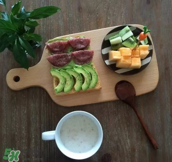 牛油果是什么味道？牛油果是甜的嗎？