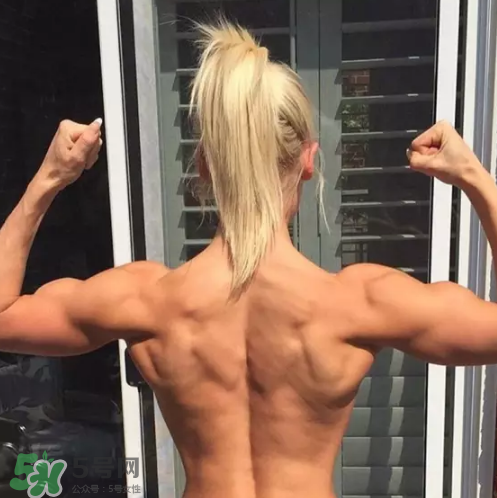 杠鈴劃船練哪里？杠鈴劃船重量怎么選？