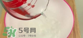 護發(fā)素能當(dāng)柔順劑嗎？護發(fā)素當(dāng)柔順劑好不好