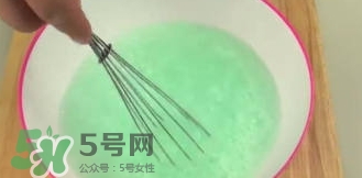 護發(fā)素能當(dāng)柔順劑嗎？護發(fā)素當(dāng)柔順劑好不好