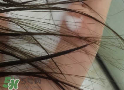 護發(fā)素能當(dāng)柔順劑嗎？護發(fā)素當(dāng)柔順劑好不好