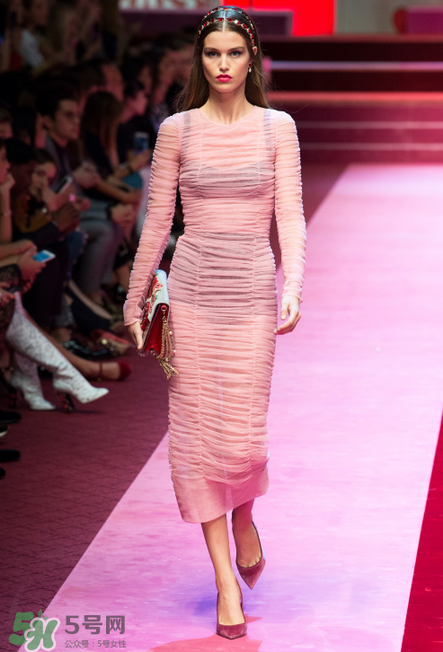 dolce gabbana2018春夏系列服裝怎么樣_好看嗎？