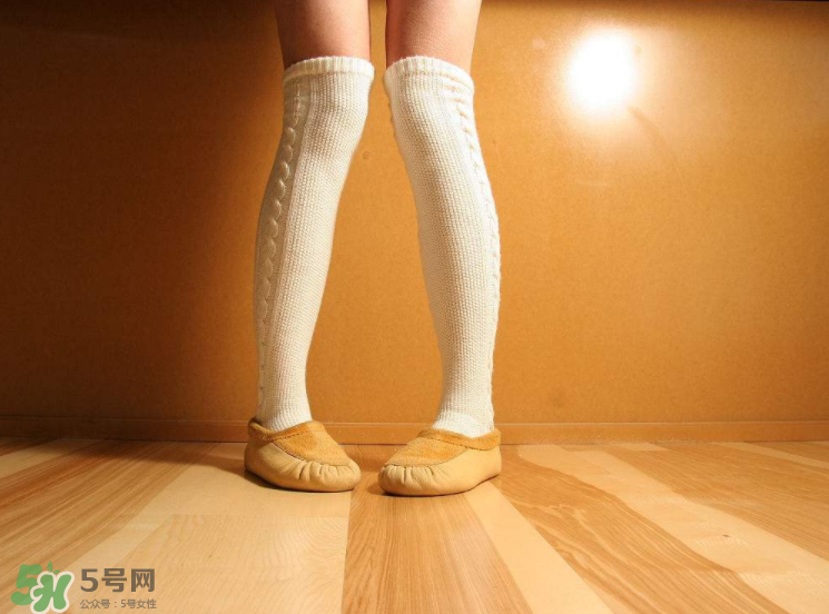 風(fēng)濕會(huì)引起發(fā)燒嗎？風(fēng)濕會(huì)引起胎停嗎？