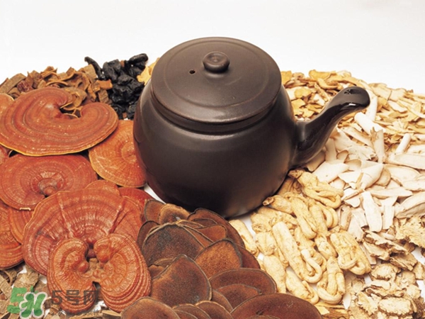 螺旋藻粉怎么吃？螺旋藻粉的功效與作用