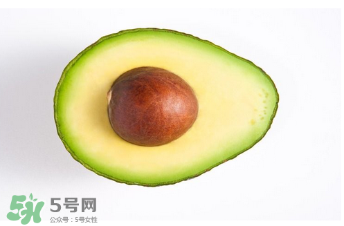 寶寶吃牛油果的好處？寶寶吃牛油果多少合適？