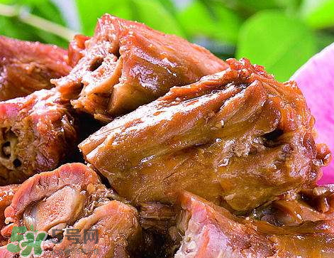 鴨脖熱量高嗎？一根鴨脖子的熱量是多少？