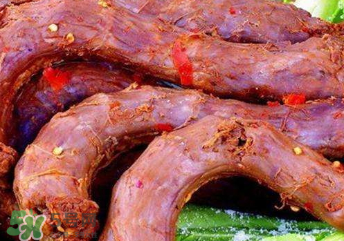 鴨脖熱量高嗎？一根鴨脖子的熱量是多少？