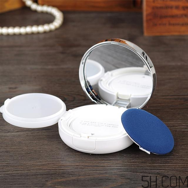 天天涂bb長(zhǎng)閉合粉刺什么原因_怎么辦 天天涂bb長(zhǎng)閉合粉刺什么原因_怎么辦