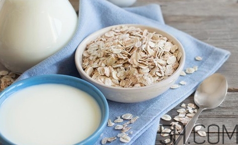 牛奶什么時候喝好？牛奶什么樣的好？