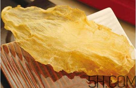 魚(yú)膠和花膠有什么區(qū)別？魚(yú)膠是魚(yú)的哪個(gè)部位