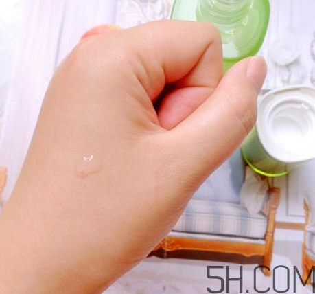 百雀羚水嫩倍現(xiàn)盈透精華水怎么樣?好用嗎? 百雀羚水嫩倍現(xiàn)盈透精華水怎么樣?好用嗎?