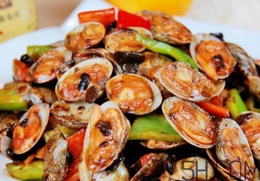 花甲吃多了會(huì)得結(jié)石嗎？吃花甲要注意什么？