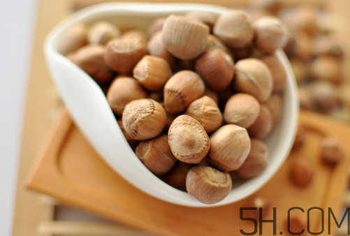 榛子怎么去殼？榛子怎么吃殼怎樣打開？