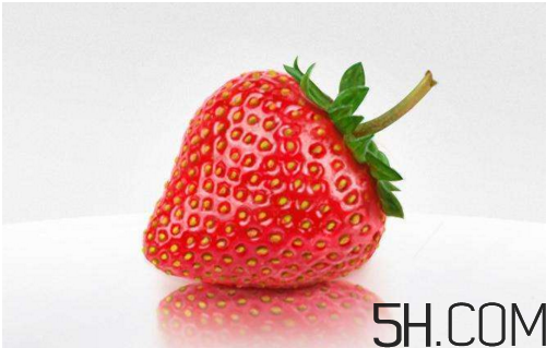 草莓發(fā)霉還能吃嗎？吃草莓的注意事項(xiàng)