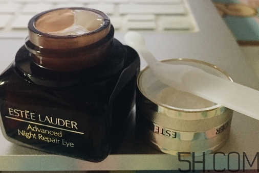 眼霜按摩棒怎么用_眼霜按摩棒使用方法 眼霜按摩棒怎么用_眼霜按摩棒使用方法