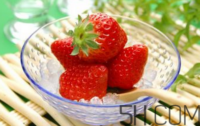 來月經(jīng)可以吃草莓嗎？草莓可以放冰箱保存嗎？