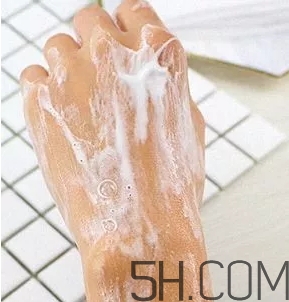 LG沐浴露真假怎么辨別？LG沐浴露真假對比圖