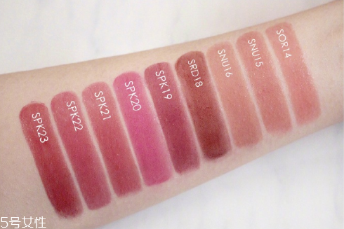 美寶蓮小燈管唇膏哪個顏色好看_美寶蓮縱情耀唇膏哪個顏色最火 美寶蓮小燈管唇膏哪個顏色好看_美寶蓮縱情耀唇膏哪個顏色最火