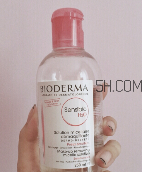 貝德瑪卸妝水能卸眼唇嗎？貝德瑪卸妝水能卸眼妝嗎？