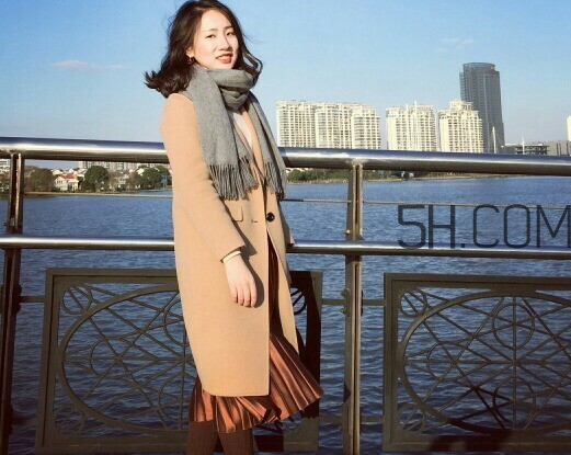 駝色大衣怎么穿好看_駝色大衣怎么搭配好 駝色大衣怎么穿好看_駝色大衣怎么搭配好