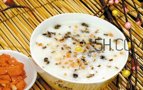 榛子生吃好還是熟吃好？榛子怎么吃營養(yǎng)價值高？