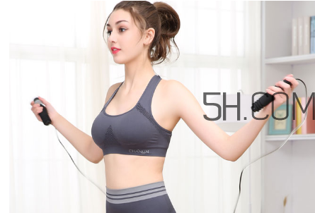 運動前吃什么好？跳繩減肥會瘦胸嗎？