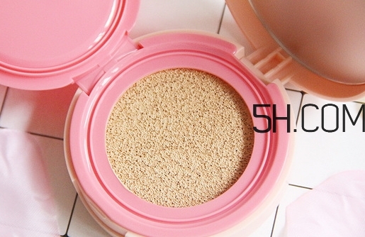 卡姿蘭輕甜水嫩鮮氣墊cc霜多少錢_專柜價格 卡姿蘭輕甜水嫩鮮氣墊cc霜多少錢_專柜價格